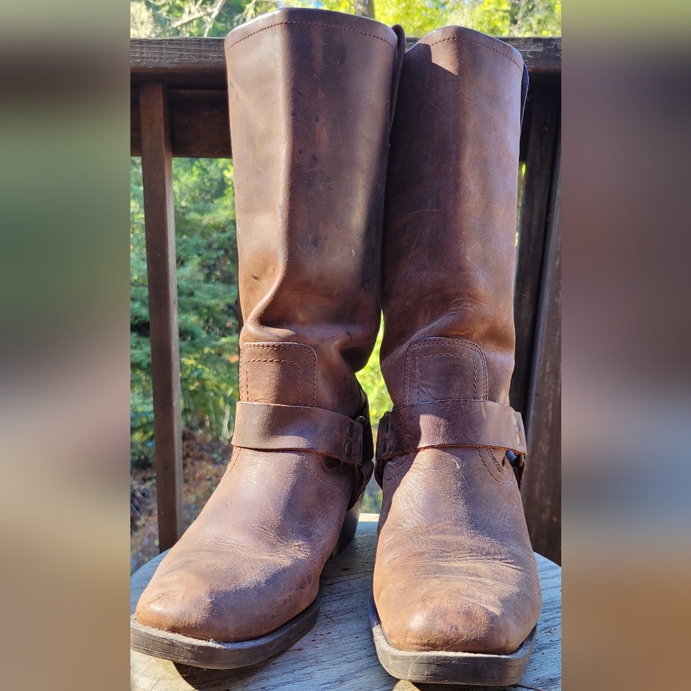 Mossimo Supply Co. | brown leather boot W10